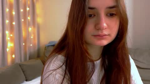 Snapshot of lelia_vibe chatting on January 2026 01:15:02 PM Lelia online show from January 2026 01:15:02 PM