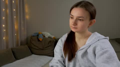 Snapshot of lelia_vibe chatting on February 2026 05:39:01 PM Lelia online show from February 2026 05:39:01 PM