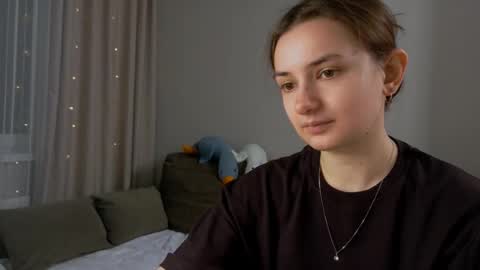 Snapshot of lelia_vibe chatting on February 2026 04:19:02 PM Lelia online show from February 2026 04:19:02 PM