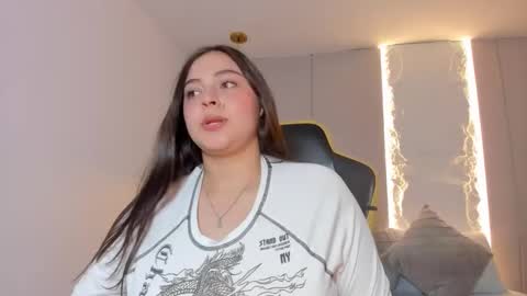 Snapshot of lena_jhons chatting on December 2025 08:15:01 PM lena_jhons online show from December 2025 08:15:01 PM