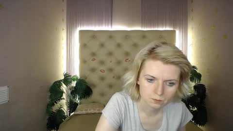 Lena online show from December 2024 10:11:02 AM