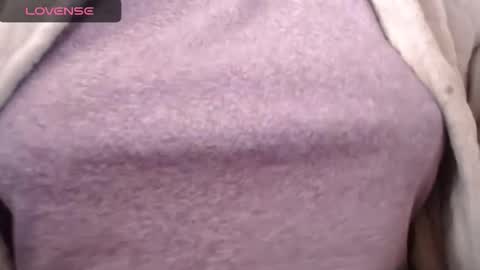 lenagolden online show from March 2026 11:27:01 AM