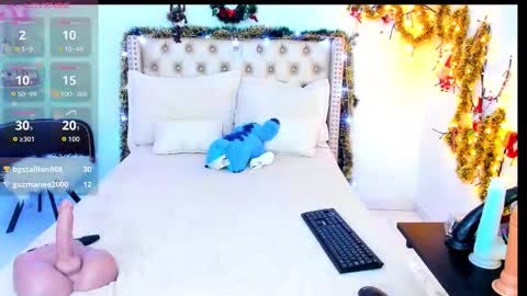 Lena  online show from December 2025 02:35:01 PM