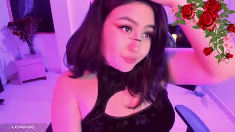Lenna Kang online show from December 2024 05:26:02 PM