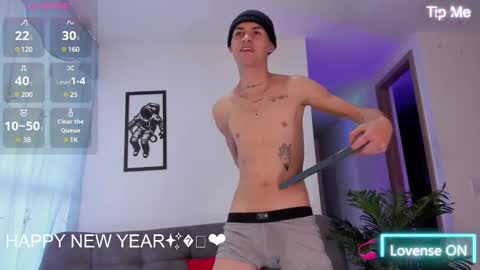 Lenner INDEPENDENT MODEL online show from January 2025 12:29:01 PM