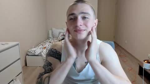 Snapshot of leo__miller chatting on May 2026 09:00:01 PM LEO online show from May 2026 09:00:01 PM