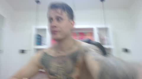 Snapshot of leo_cumming01 chatting on February 2025 05:18:02 PM Yesid online show from February 2025 05:18:02 PM