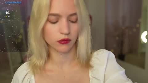  Ashly  online show from October 2025 09:32:01 AM