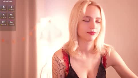  Ashly  online show from November 2025 09:44:02 AM