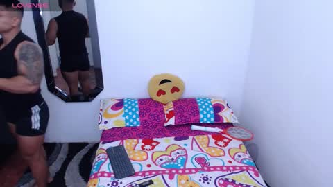 Snapshot of leo_muscleboy chatting on February 2025 12:38:02 AM Leo online show from February 2025 12:38:02 AM