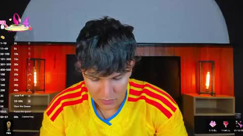 Snapshot of leo_savage_ chatting on June 2026 04:37:01 AM Leo online show from June 2026 04:37:01 AM