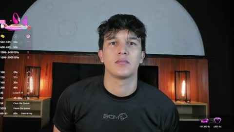Snapshot of leo_savage_ chatting on June 2026 04:02:01 AM Leo online show from June 2026 04:02:01 AM