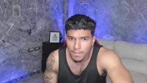 Snapshot of leo_taro chatting on September 2025 04:04:02 AM Leo independent model online show from September 2025 04:04:02 AM