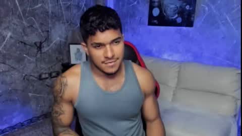 Leo independent model online show from February 2026 01:32:01 AM