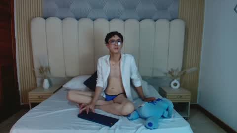 Leo Williams online show from June 2026 12:06:01 PM