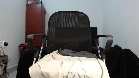 Snapshot of leobardostik chatting on September 2025 05:40:01 PM leo online show from September 2025 05:40:01 PM