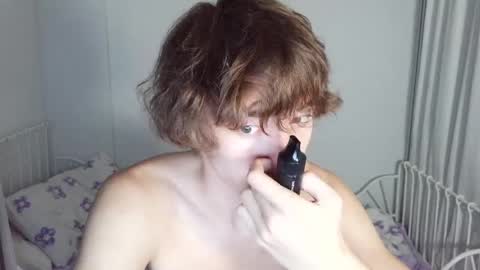 Leon online show from May 2026 10:04:01 PM