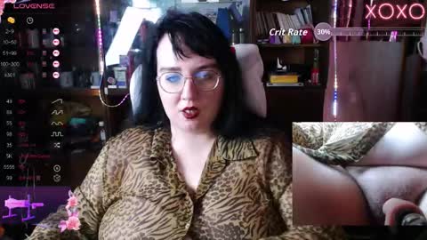 Snapshot of leona_harrison chatting on October 2025 04:20:02 AM Leona Harrison online show from October 2025 04:20:02 AM