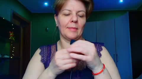 Leona tracie online show from May 2026 11:43:02 PM