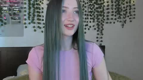Snapshot of leona_vixen chatting on June 2026 05:09:02 AM Leona online show from June 2026 05:09:02 AM