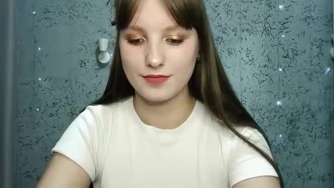 Snapshot of leonaalove chatting on October 2025 08:49:01 AM Leonaalove online show from October 2025 08:49:01 AM