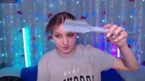 Snapshot of leonaalove chatting on February 2026 12:08:01 PM Leonaalove online show from February 2026 12:08:01 PM