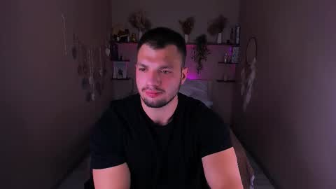 Leonard online show from November 2025 10:37:01 AM