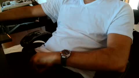 Snapshot of leone44 chatting on July 2026 07:48:01 AM angel e sonia online show from July 2026 07:48:01 AM