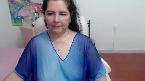 leonela   online show from October 2025 09:10:02 AM
