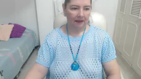 leonela   online show from July 2026 11:40:02 PM
