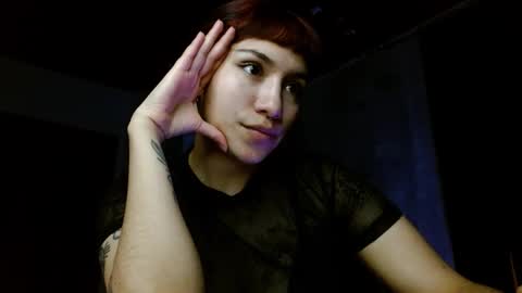Snapshot of leonelablues chatting on October 2025 12:44:01 AM leonela  online show from October 2025 12:44:01 AM