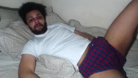 Snapshot of leonevans33 chatting on February 2026 09:31:01 PM LSE online show from February 2026 09:31:01 PM