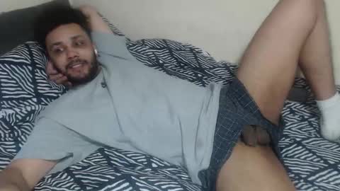 Snapshot of leonevans33 chatting on February 2026 12:06:02 PM LSE online show from February 2026 12:06:02 PM