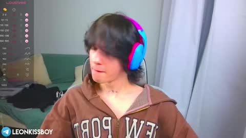 leonkissboy online show from March 2026 09:59:01 AM