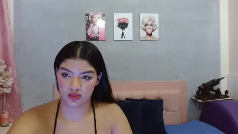 Snapshot of leonor_trump chatting on April 2026 01:09:02 PM leonor_trump online show from April 2026 01:09:02 PM