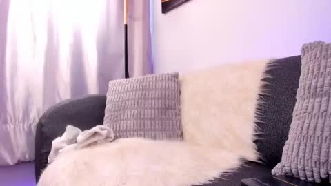 Snapshot of leoo_miller chatting on November 2025 05:00:01 PM Leo online show from November 2025 05:00:01 PM