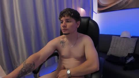 Snapshot of leoo_miller chatting on February 2026 06:26:01 AM Leo online show from February 2026 06:26:01 AM