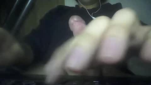 Snapshot of leoonel_95 chatting on December 2025 05:02:01 AM leoonel_95 online show from December 2025 05:02:01 AM