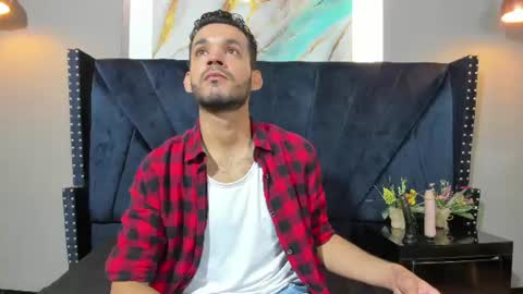 Snapshot of leosaenzz chatting on July 2026 11:26:02 AM LEO SAENZ online show from July 2026 11:26:02 AM