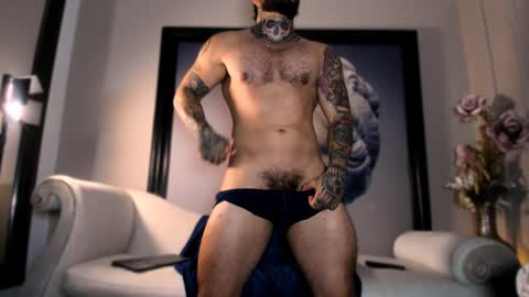 Snapshot of leosalvatore_ chatting on January 2025 07:50:02 PM Leo Salvatore online show from January 2025 07:50:02 PM