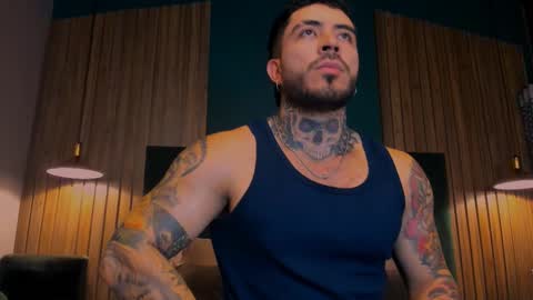 Snapshot of leosalvatore_ chatting on February 2025 03:32:01 AM Leo Salvatore online show from February 2025 03:32:01 AM