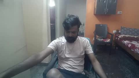 Snapshot of leosbroad chatting on December 2024 06:55:02 AM Leo online show from December 2024 06:55:02 AM