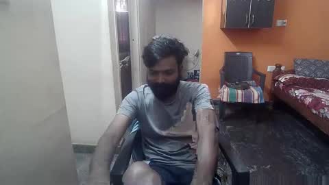 Snapshot of leosbroad chatting on December 2024 09:06:02 AM Leo online show from December 2024 09:06:02 AM