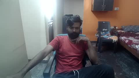 Snapshot of leosbroad chatting on December 2024 07:26:02 AM Leo online show from December 2024 07:26:02 AM