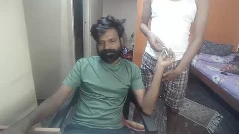 Snapshot of leosbroad chatting on January 2025 05:15:02 PM Leo online show from January 2025 05:15:02 PM