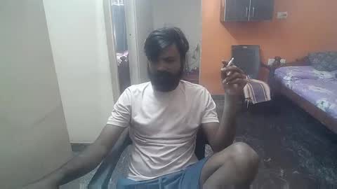 Snapshot of leosbroad chatting on January 2025 06:06:01 AM Leo online show from January 2025 06:06:01 AM