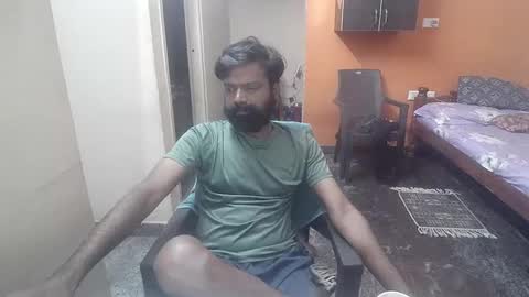 Snapshot of leosbroad chatting on January 2025 01:29:01 PM Leo online show from January 2025 01:29:01 PM