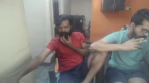 Snapshot of leosbroad chatting on February 2025 04:24:02 PM Leo online show from February 2025 04:24:02 PM