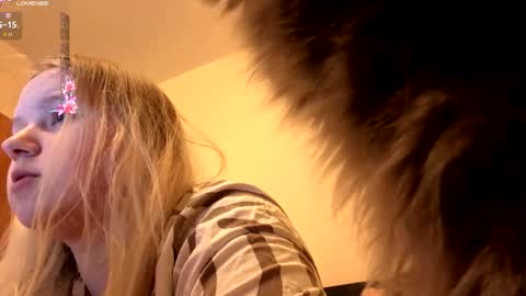 Hello everyone Im Lora Its my first day Were going to have fun together online show from January 2026 06:57:02 PM