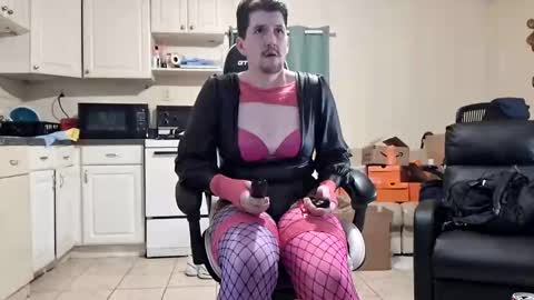 Snapshot of leppard6148 chatting on December 2024 11:18:02 AM Keith online show from December 2024 11:18:02 AM